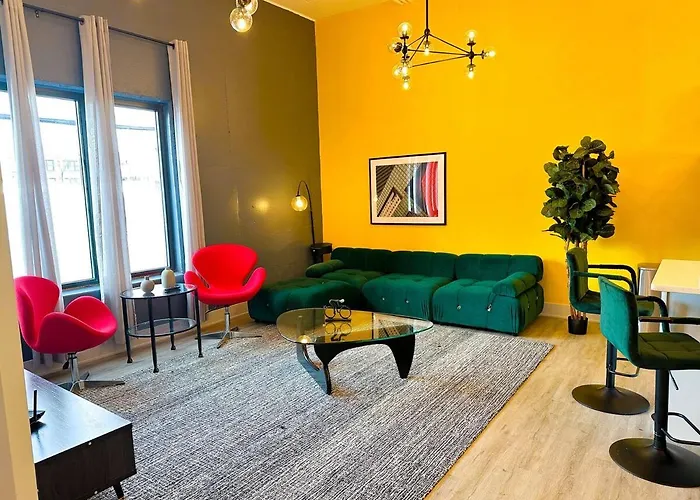 Spacious 5br Luxury Perfect For Groups With Gym Access And Optional Parking Near Mccormick Place, Grant Park And Soldier Field Apartment *